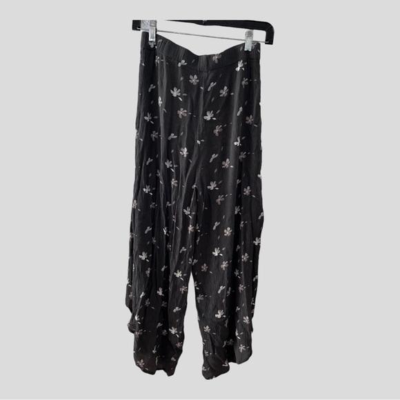 GRADE & Gather Open Leg Pants Size Small - Picture 2 of 5